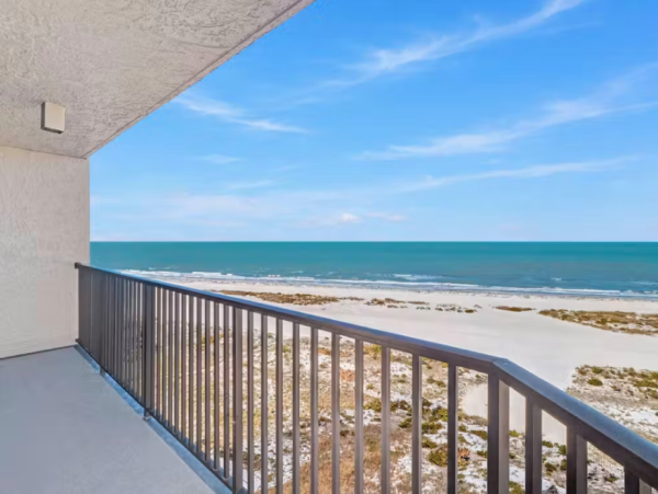 Gulf- Front Condo in Clearwater Beach - Your Perfect Coastal Retreat